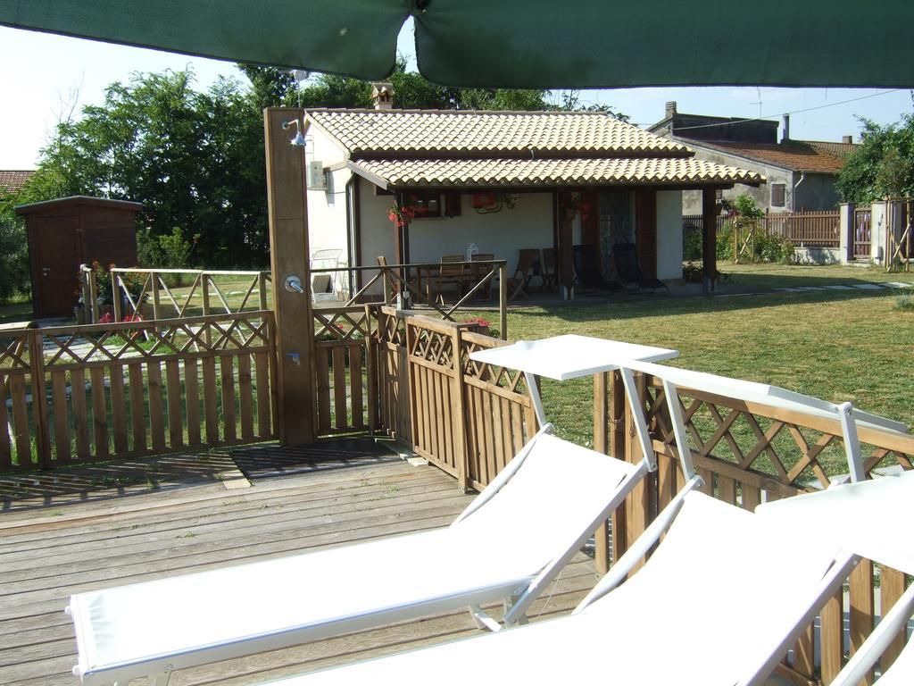 Agriturismo La Casa Della Lavanda - Il Rustico Marina di Montemarciano Exteriör bild
